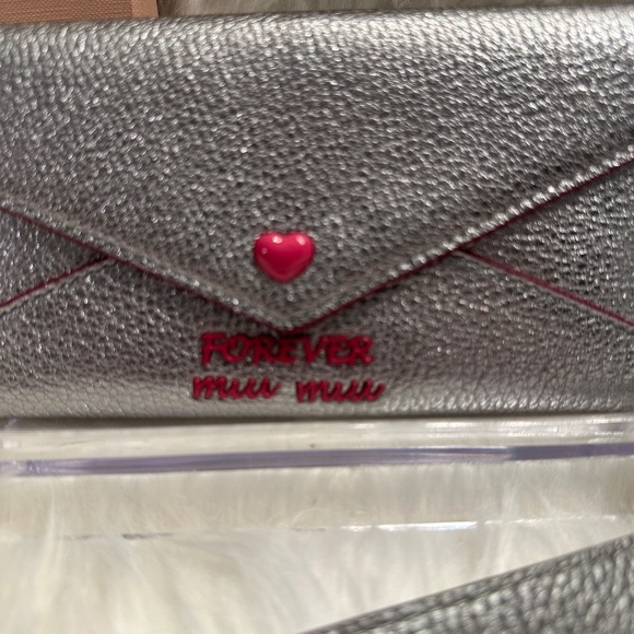 🤍💕NIB Metallic Silver MIU MIU Wallet💕🤍 - Picture 12 of 12